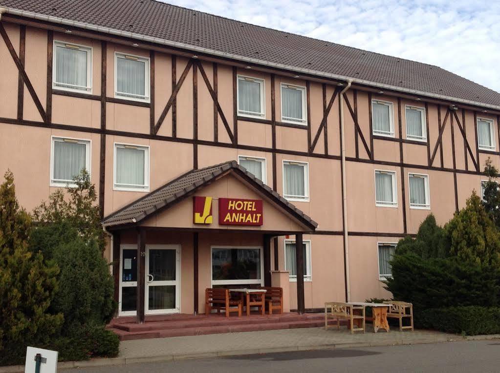 Hotel Anhalt Brehna Esterno foto